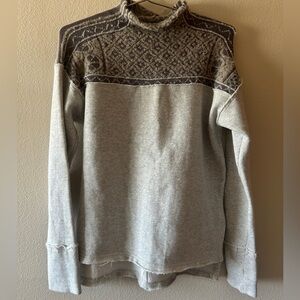 Free People knit Pullover Sweater Size Small Heather Grey Sweatshirt